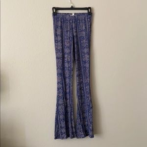 Purple purple design tight billabong flare pants.